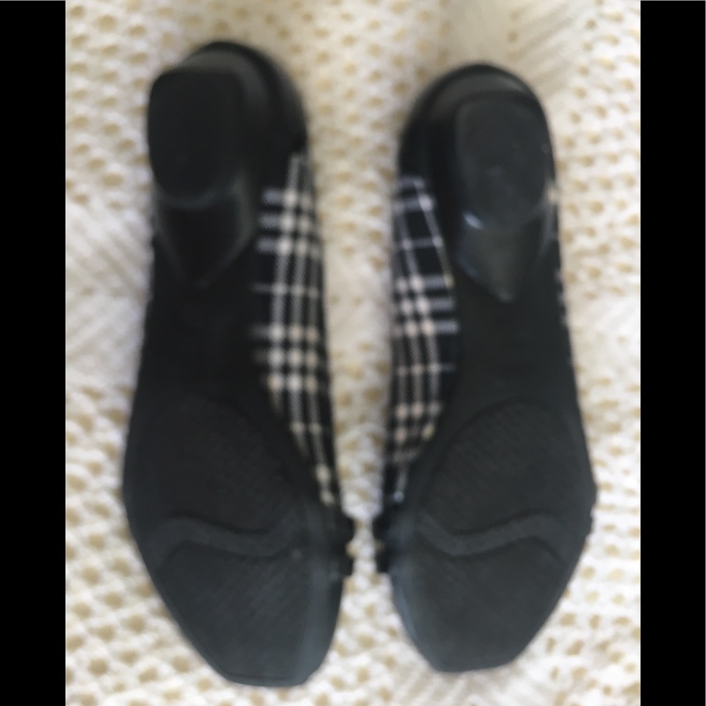 Black and whites pumps for women - Picture 7 of 7